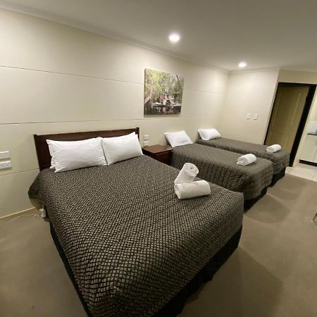 Balranald Club Motel エクステリア 写真