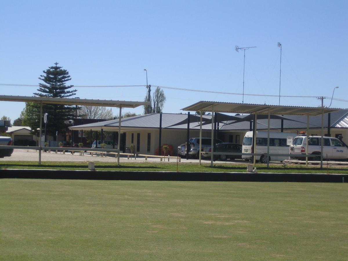 Balranald Club Motel エクステリア 写真